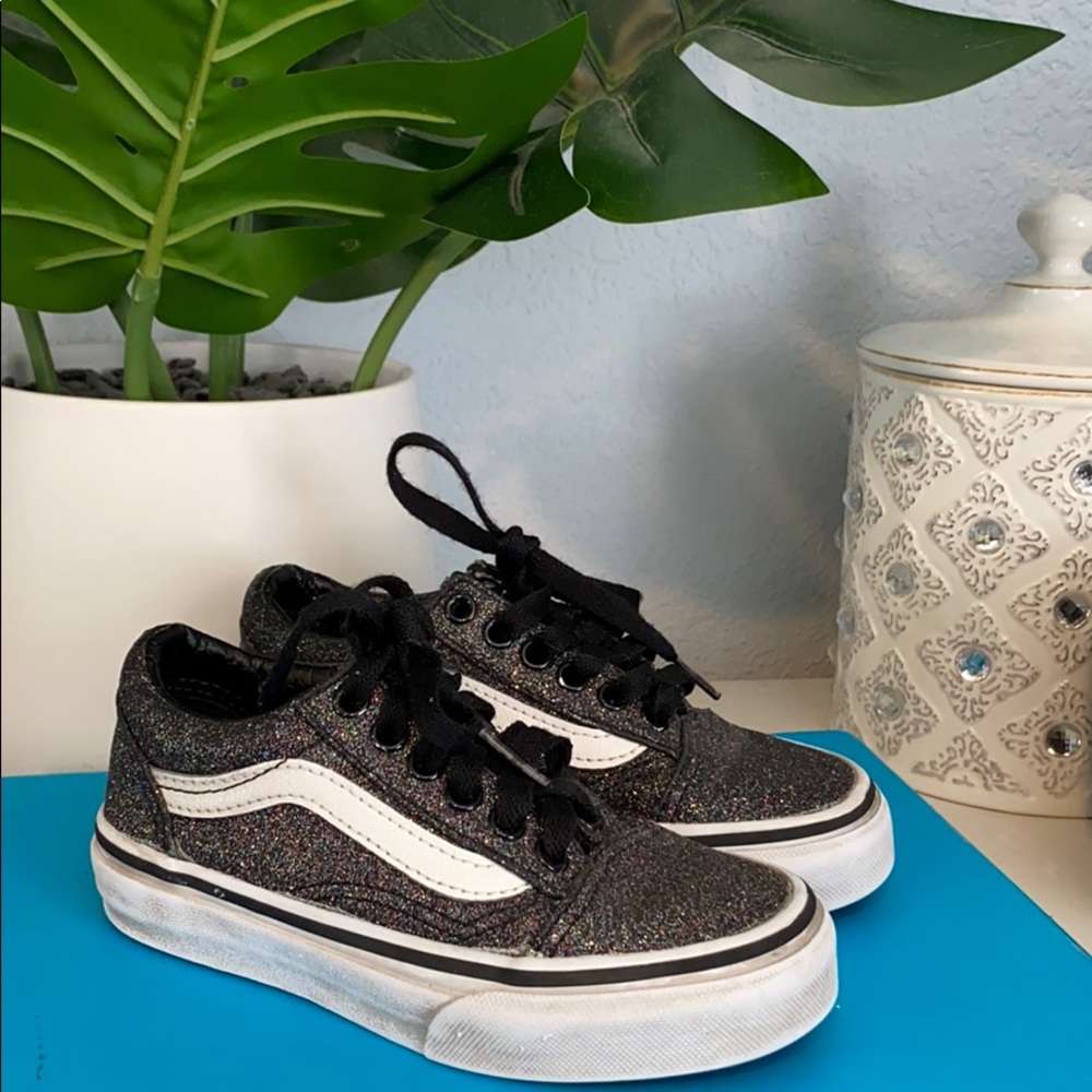 Girls vans
